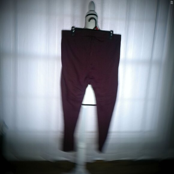 OLD NAVY Pull-on Style Stretch Fleece Lined Burgundy Ankle Length Pants XL - Picture 2 of 7